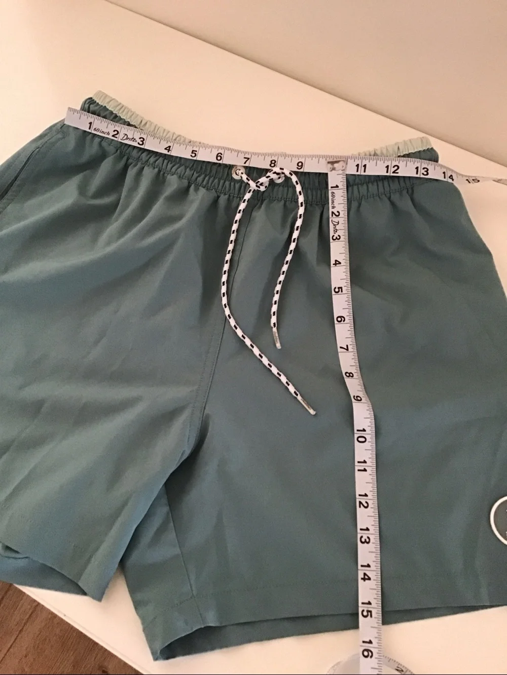 Chubbies men's swim trunks large